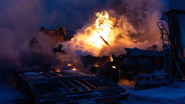 Rusya'nın Ukrayna'ya Gerçekleştirdiği 21 Füze ve 375 İHA Taarruzu