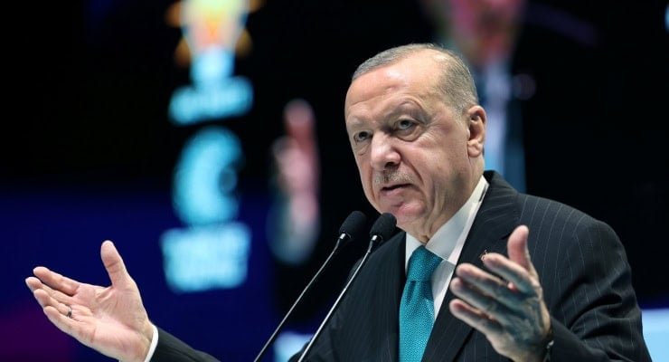 Erdoğan: Kardeş İran Halkına Yönelik Saldırıları Kınıyoruz