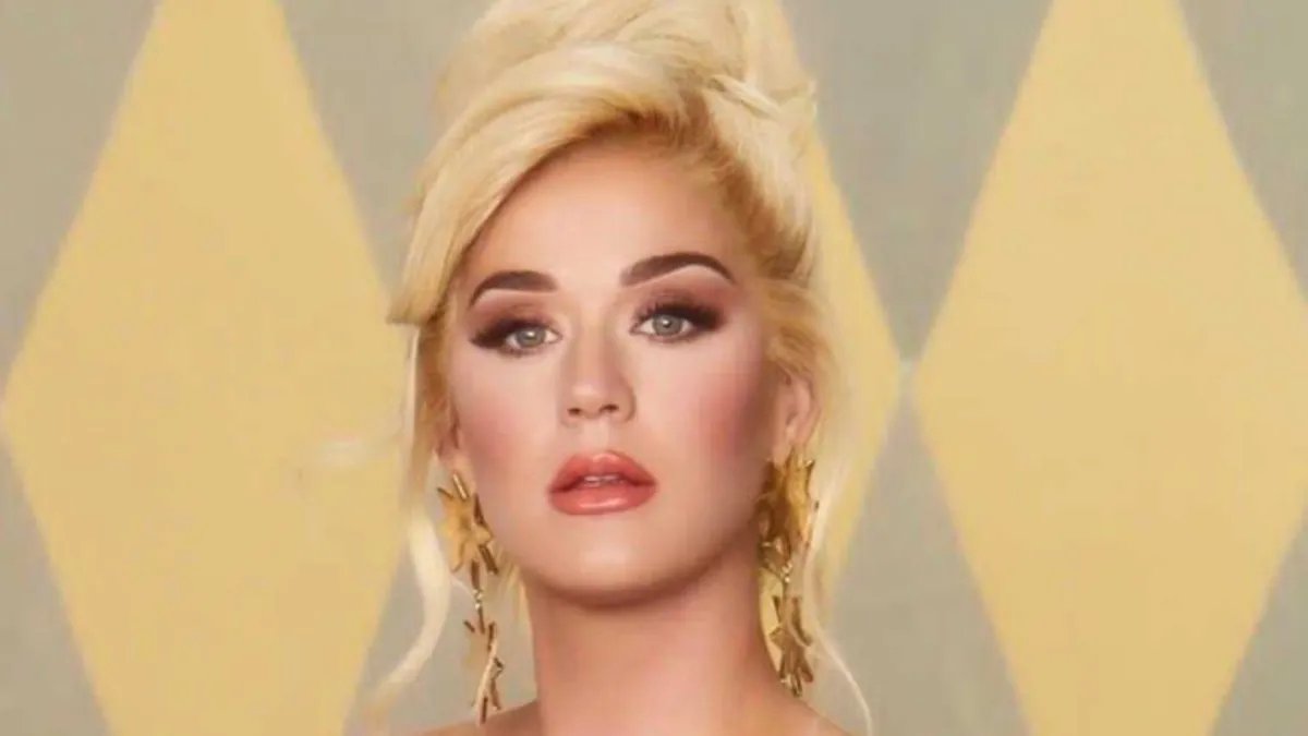 Şarkıcı Katy Perry Alevlerin Ortasında Kaldı! O Korkutucu Anlar!