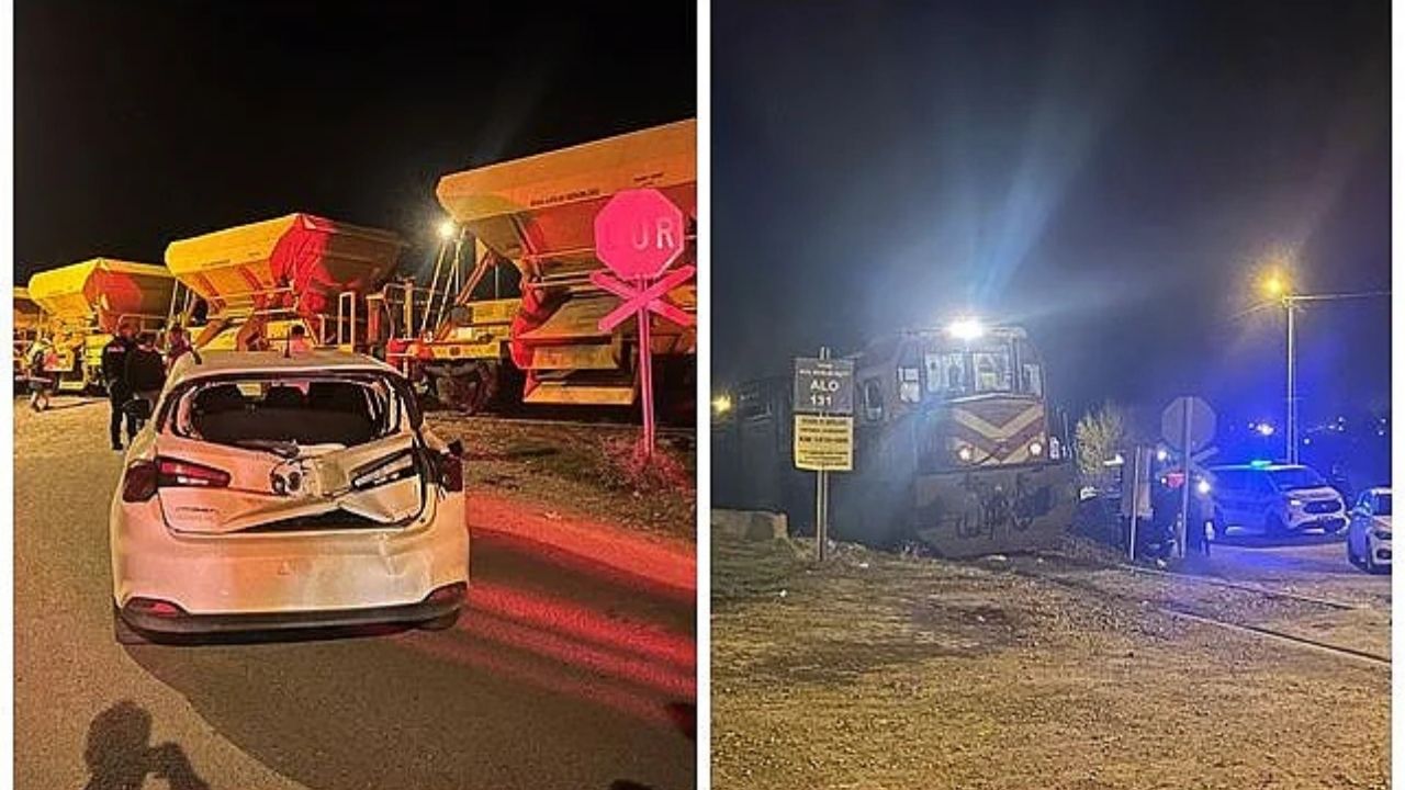 Kars’ta yük treni otomobile çarptı: Sürücü kazayı yara almadan atlattı