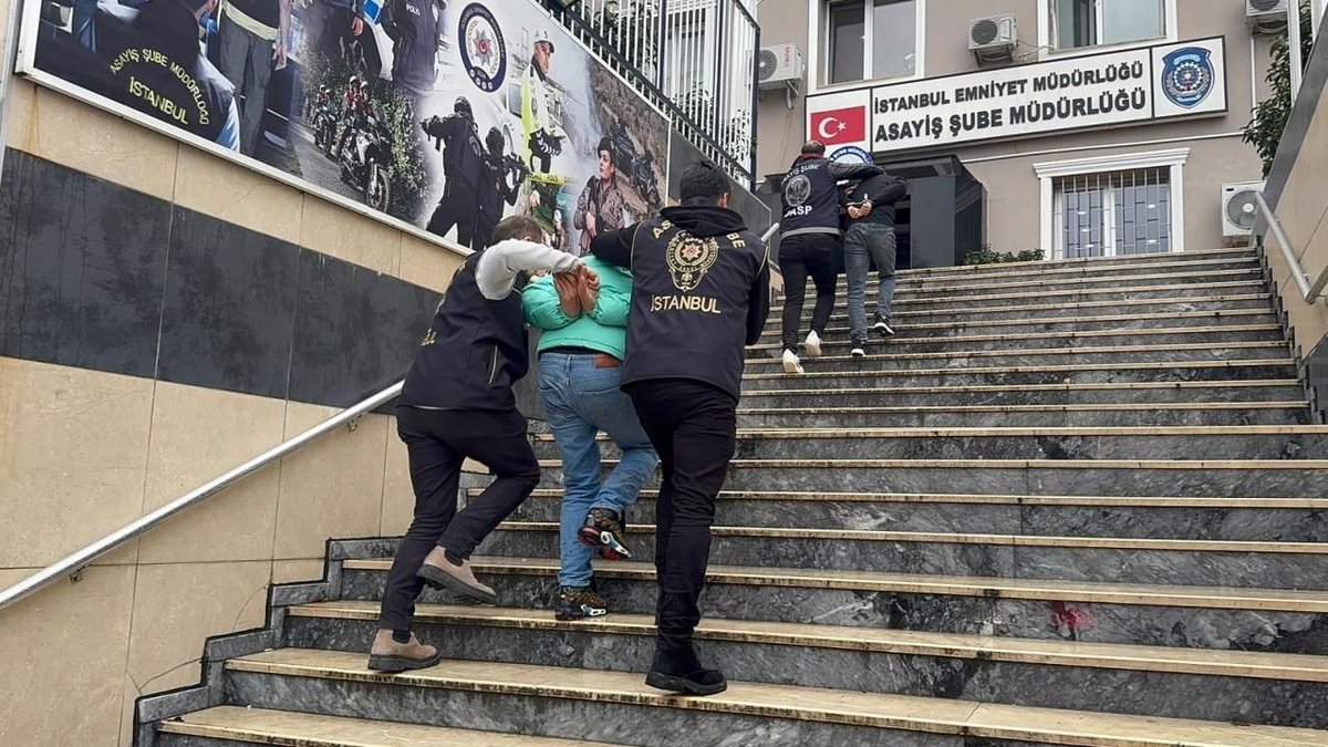 İstanbul'da Suç Örgütüne Bilgi Veren 14 Şahıs Gözaltına Alındı