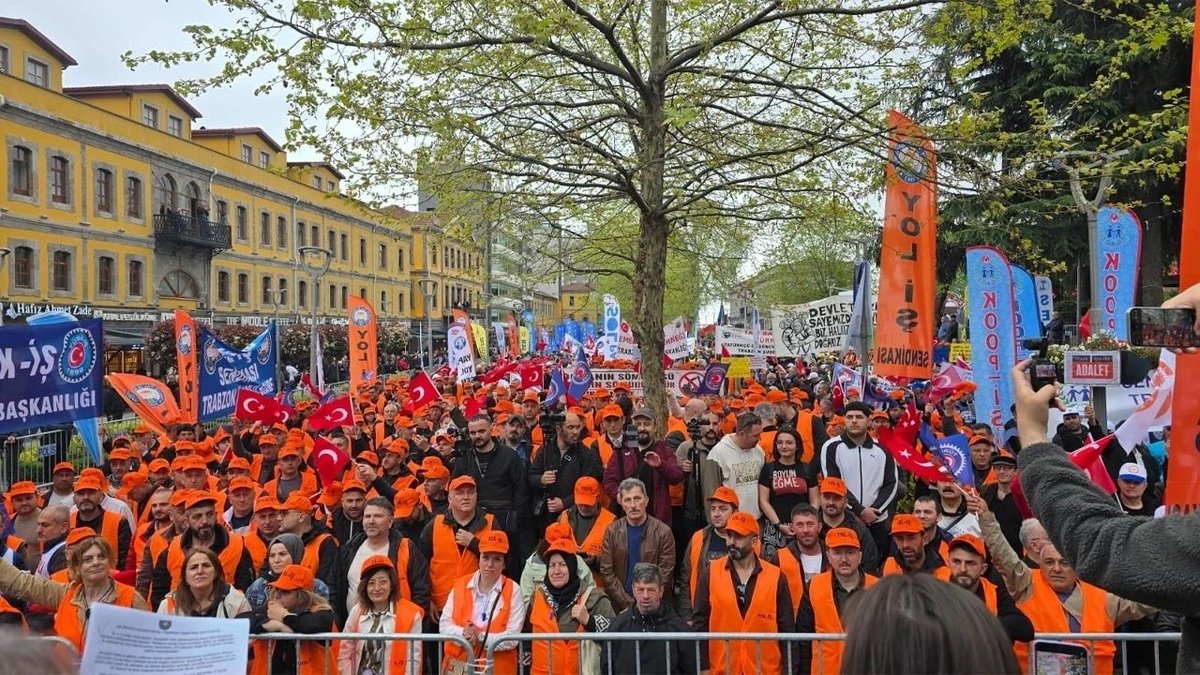 Trabzon’da Binlerce Emekçi 1 Mayıs’ta Tek Yürek Oldu: “Sömürüye Dur Dedi”