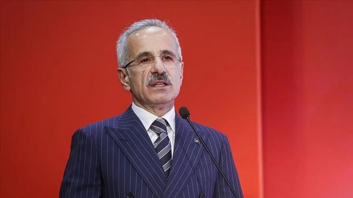 Bakan Uraloğlu: Jet Yakıtı Sorunu Yok, Hicaz Demiryolu ve 5G Çalışmaları Devam Ediyor