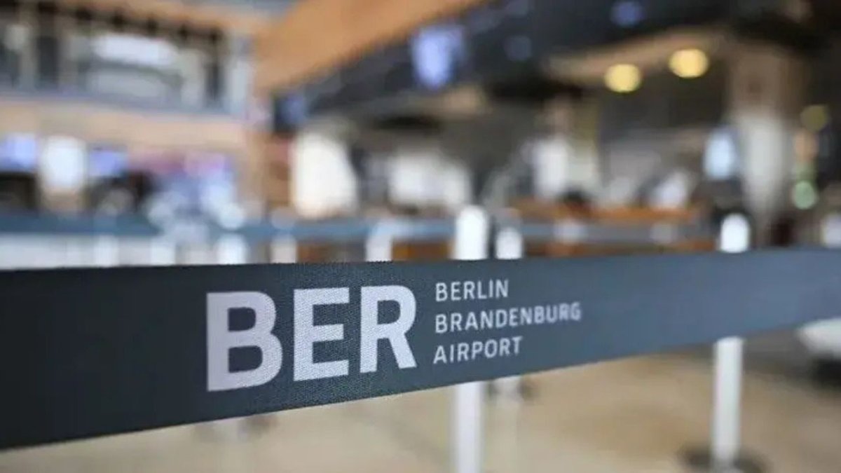 Berlin-Brandenburg Havalimanı’nda Tehlikeli Madde Alarmı: Terminal 1 Tahliye Edildi